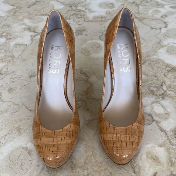 Michael Kors Patent Leather Cork Finish Platform Stilettos 5” Heel 1” Platform - Picture 3 of 15
